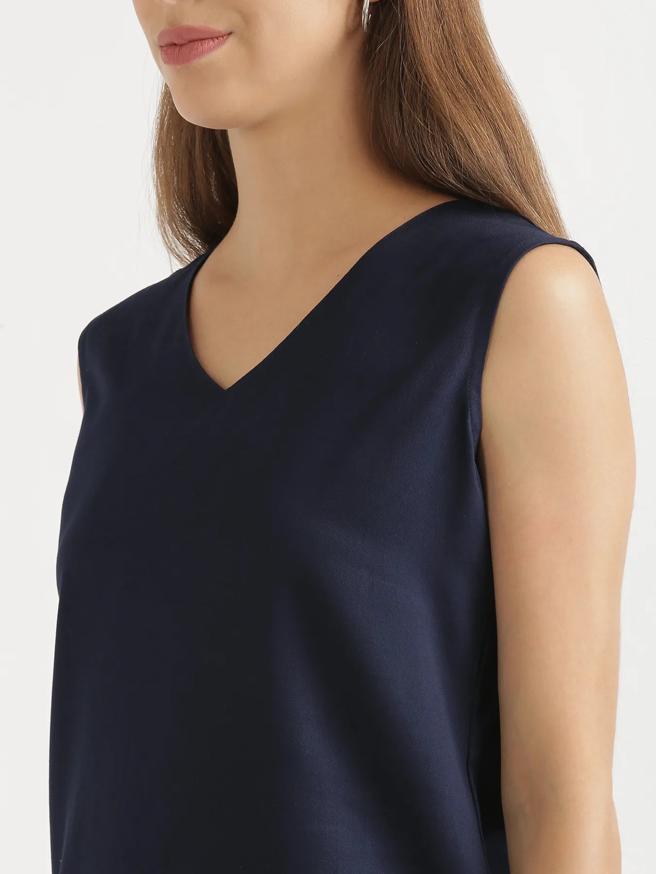 Women Navy Blue V-Neck Sleeveless Top