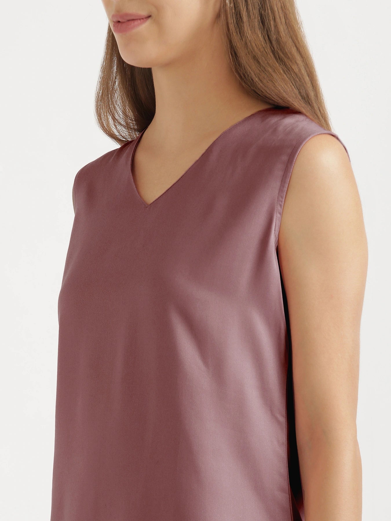 Women Rose Taupe V-Neck Sleeveless Top