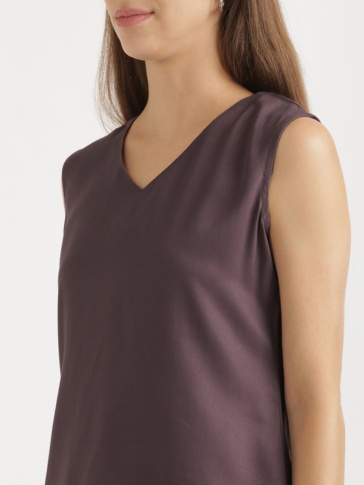 Women Plus Size Brinjal V-Neck Sleeveless Top