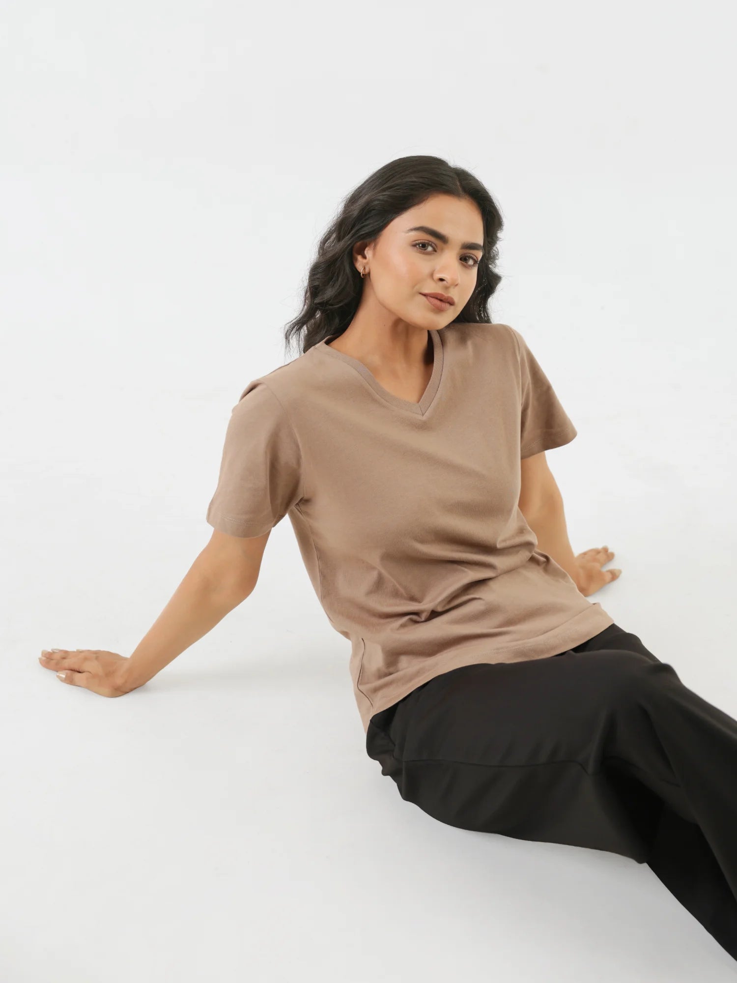 Women Mesa Taupe V-neck T-shirt