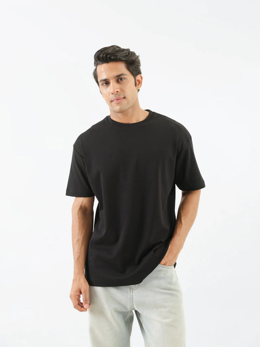 Men Black Round Neck T-shirt