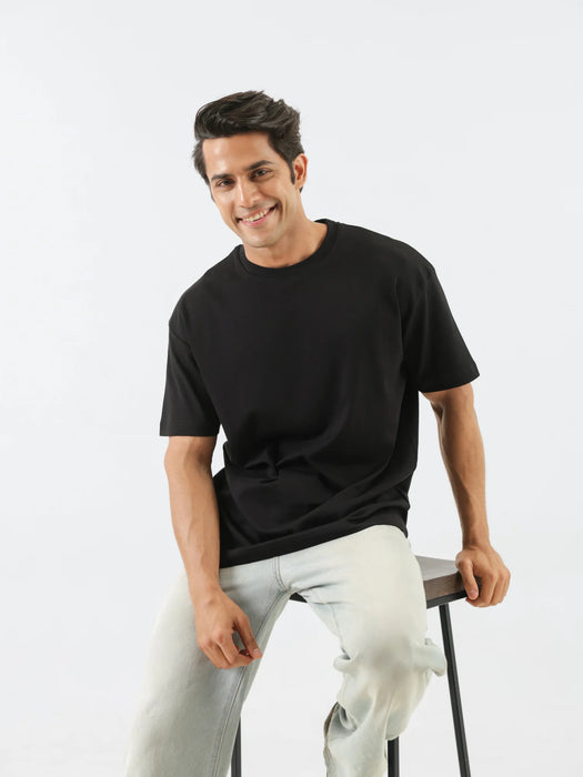 Men Black Round Neck T-shirt
