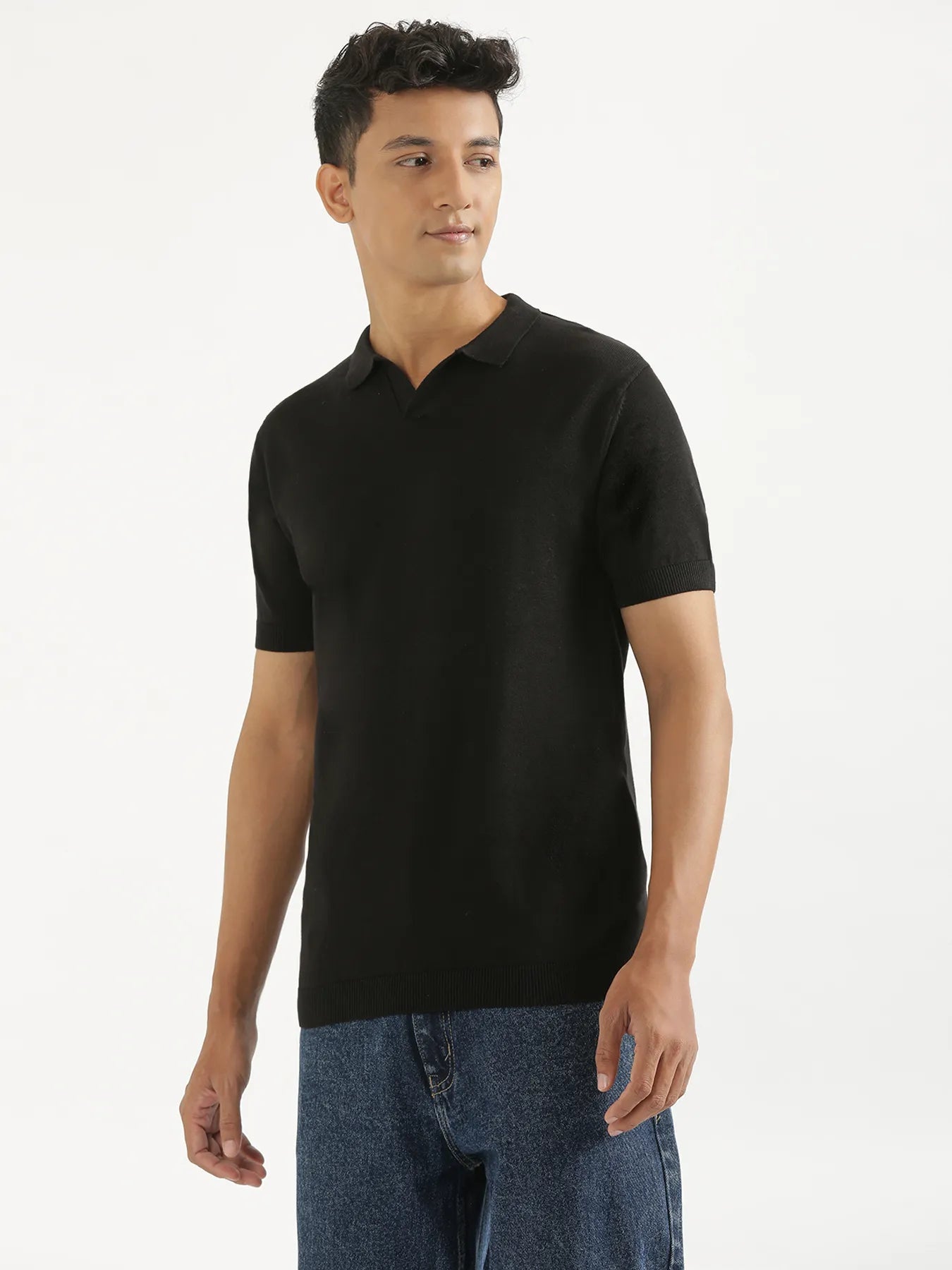 Men Black Flat Knit Collared T-shirt