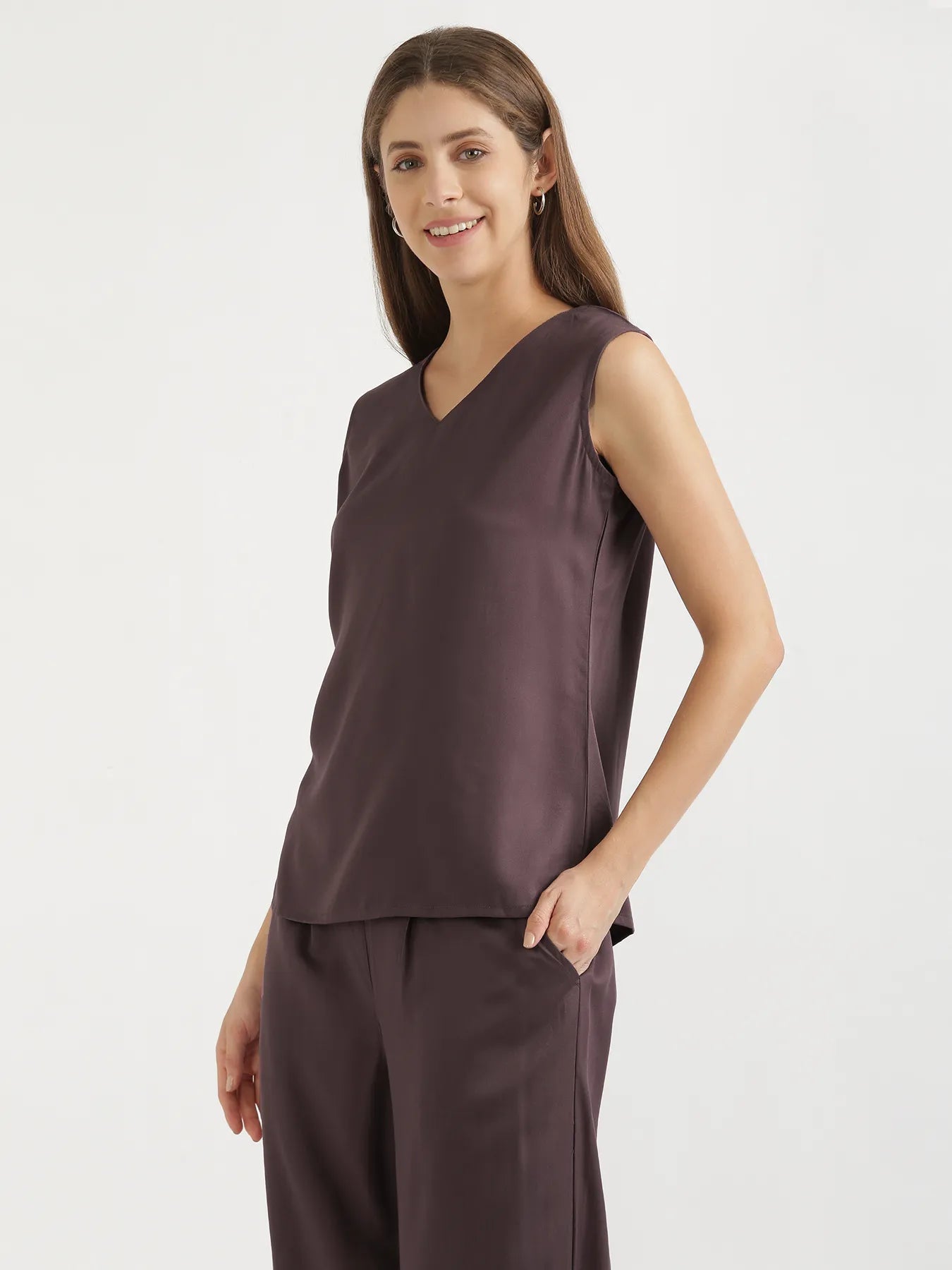Women Brinjal V-Neck Sleeveless Top
