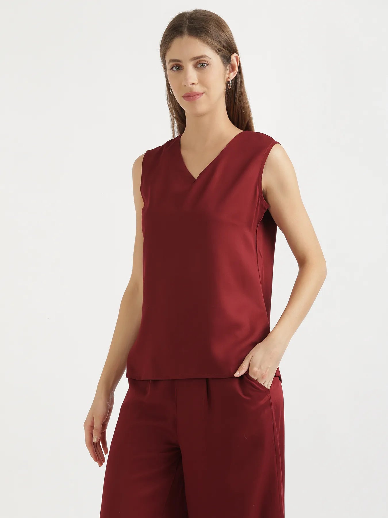 Women Maroon V-Neck Sleeveless Top