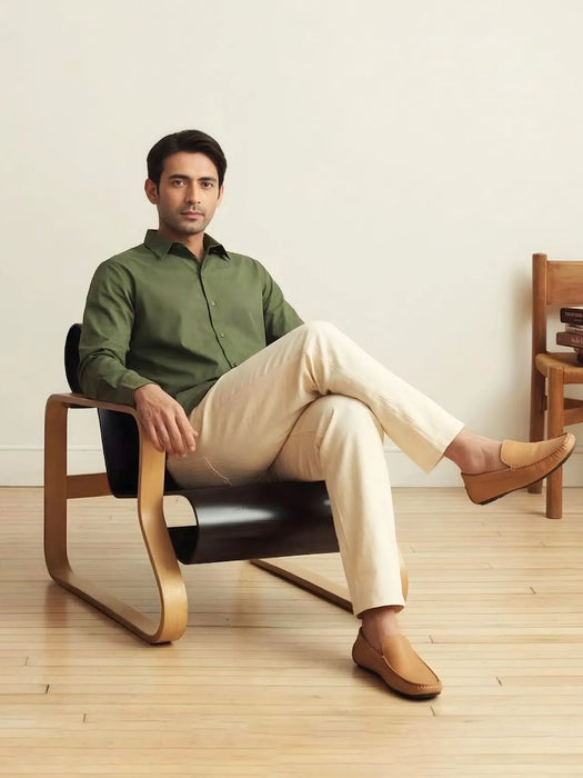 Men Forest Green Better Cotton Full Sleeve Shirt & Beige Linen Blend Straight Pant