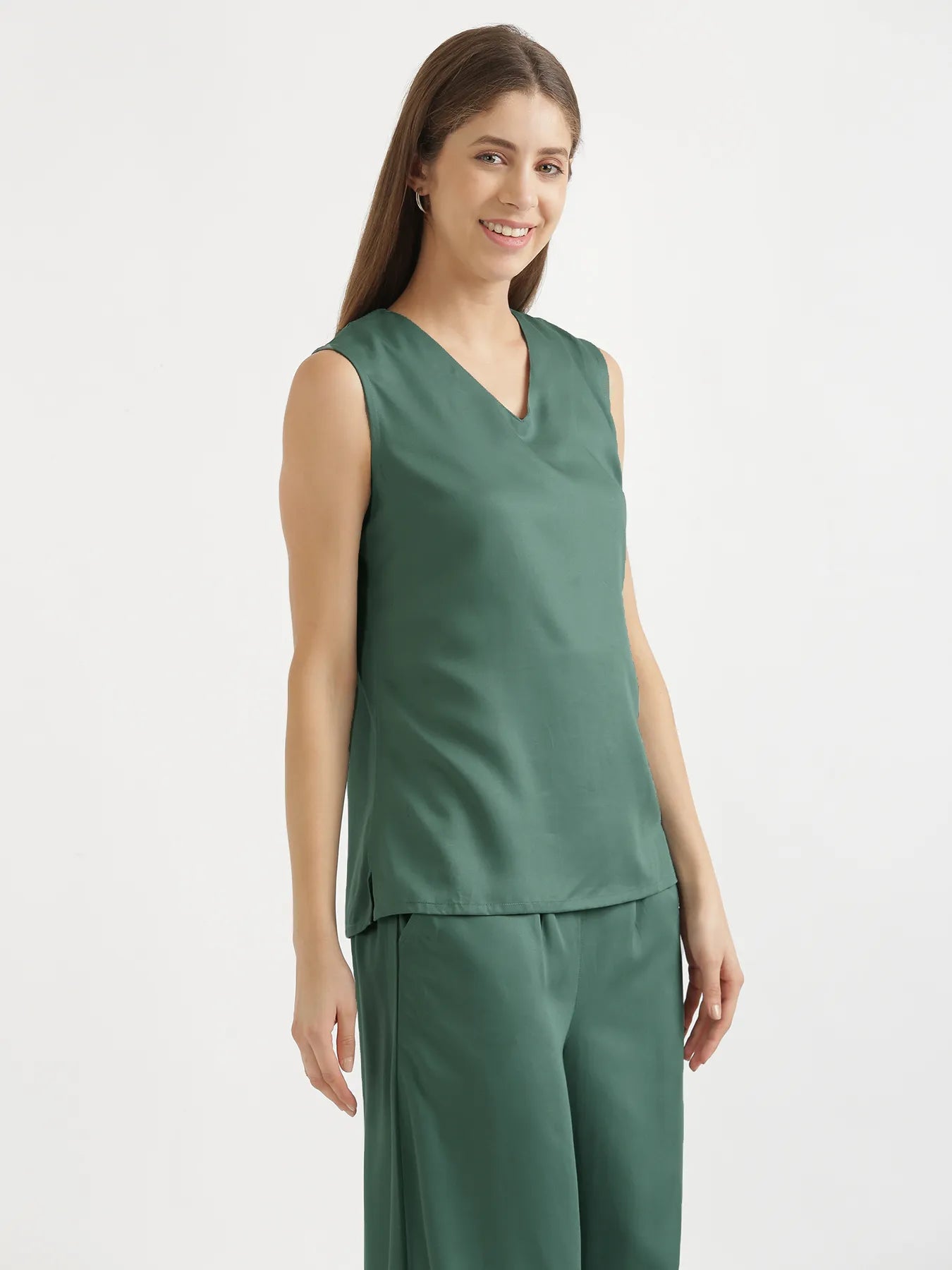 Women Jade V-Neck Sleeveless Top