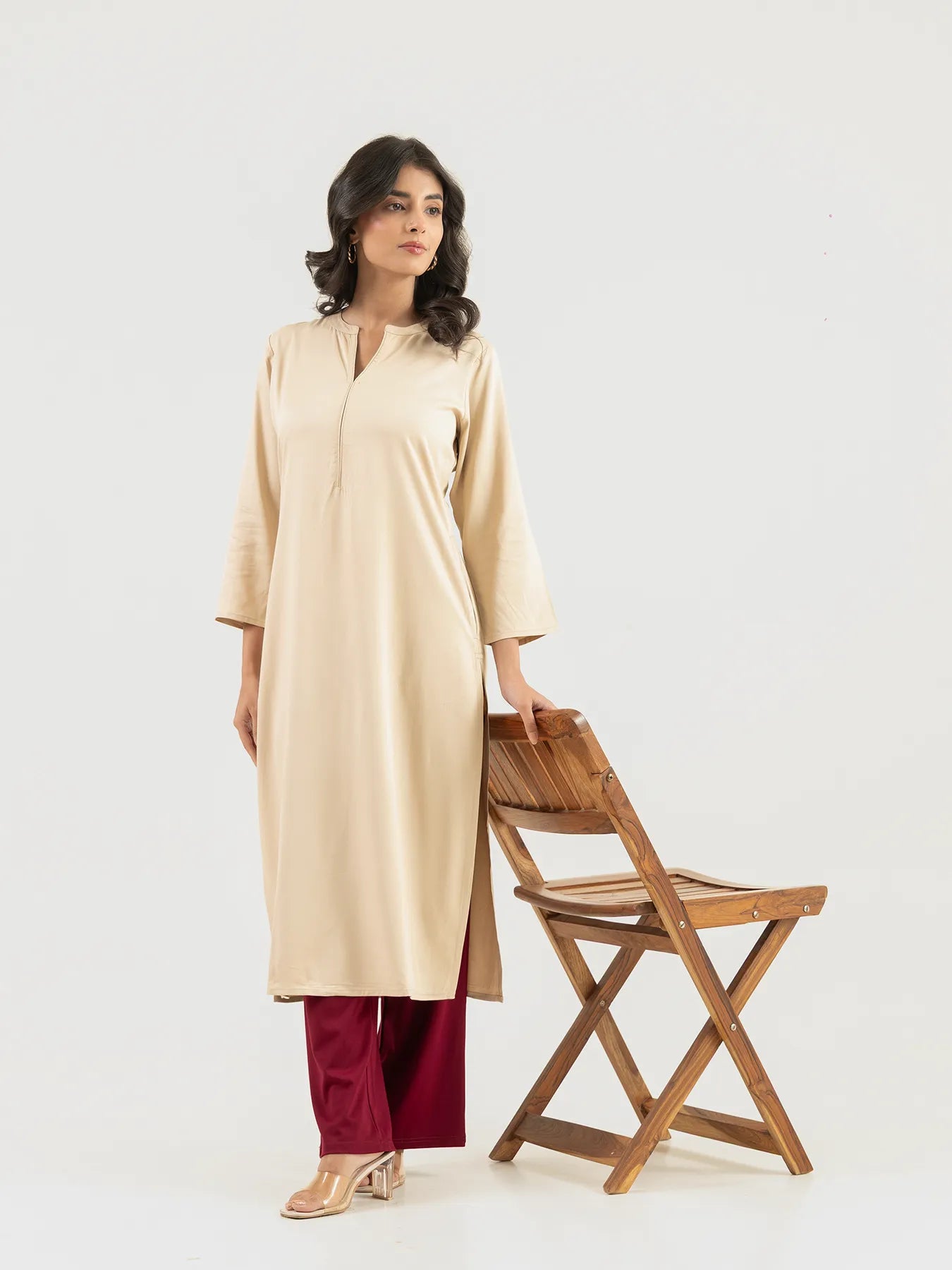 Women Beige Flowy Straight Long Kurta