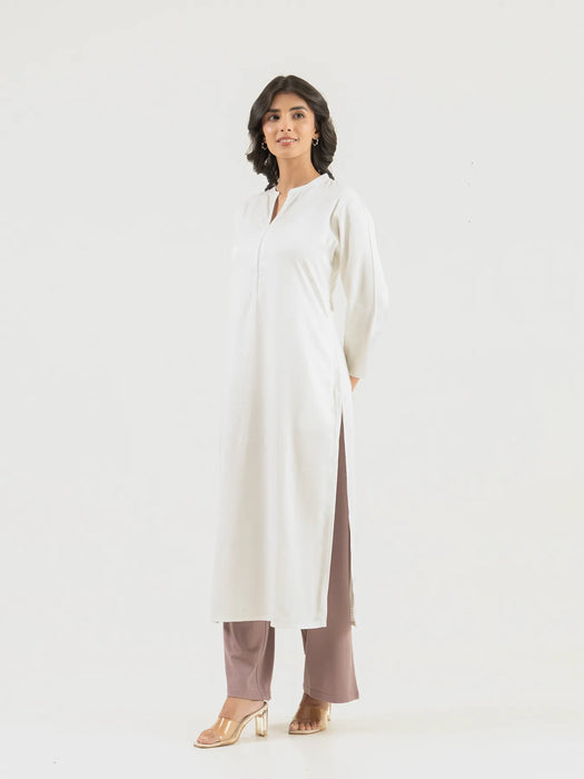 Women White Flowy Straight Long Kurta