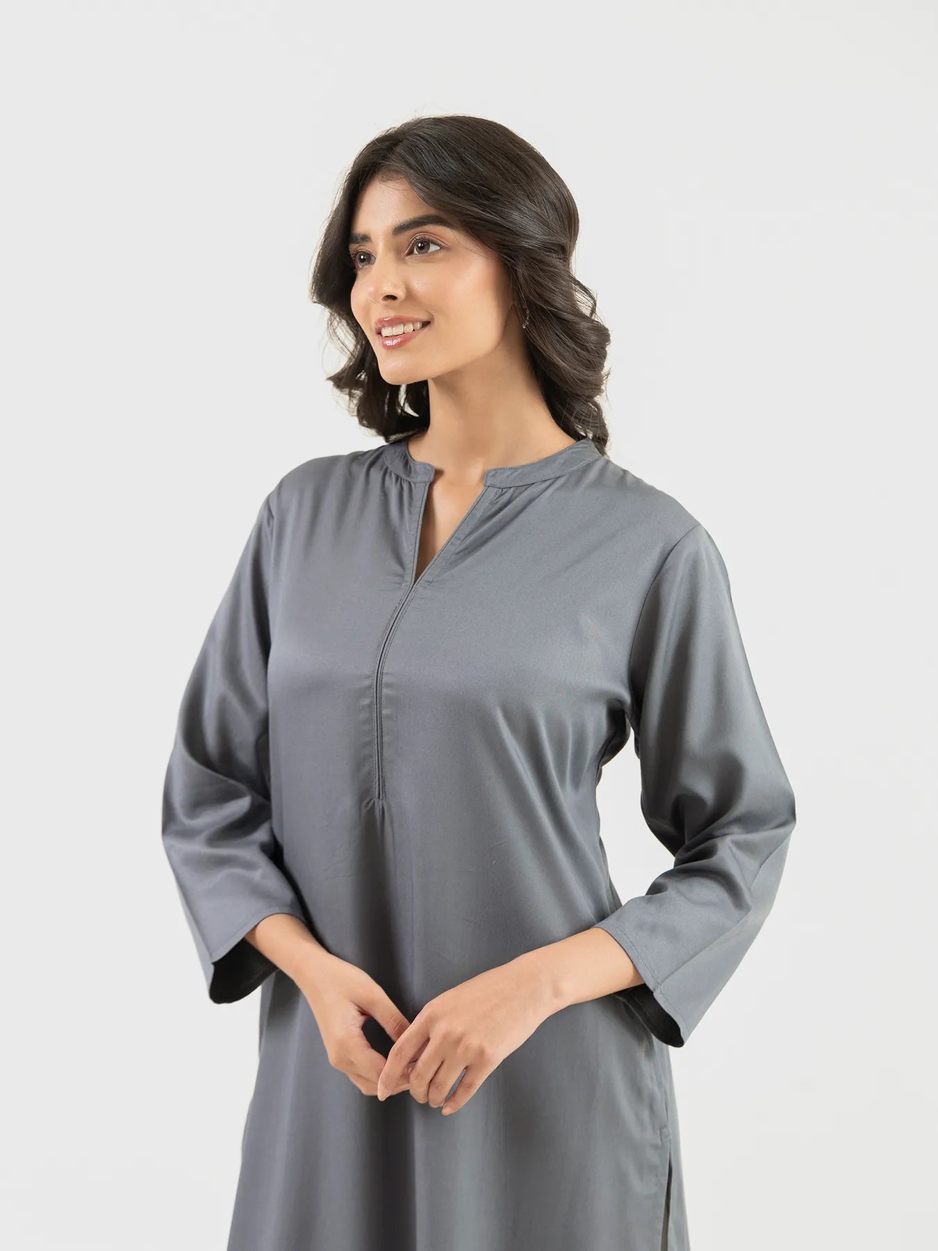 Women Grey Flowy Straight Long Kurta