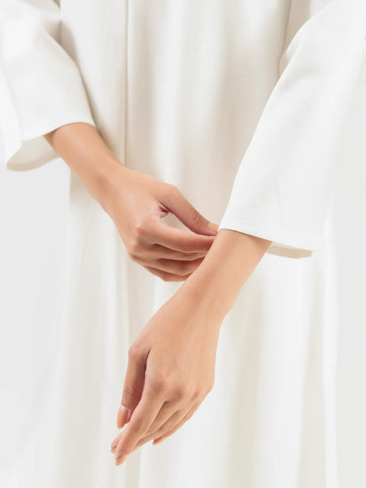 Women White Flowy Pleated Kurta