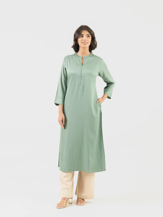 Women Jade Flowy Straight Long Kurta