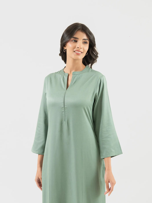 Women Jade Flowy Straight Long Kurta