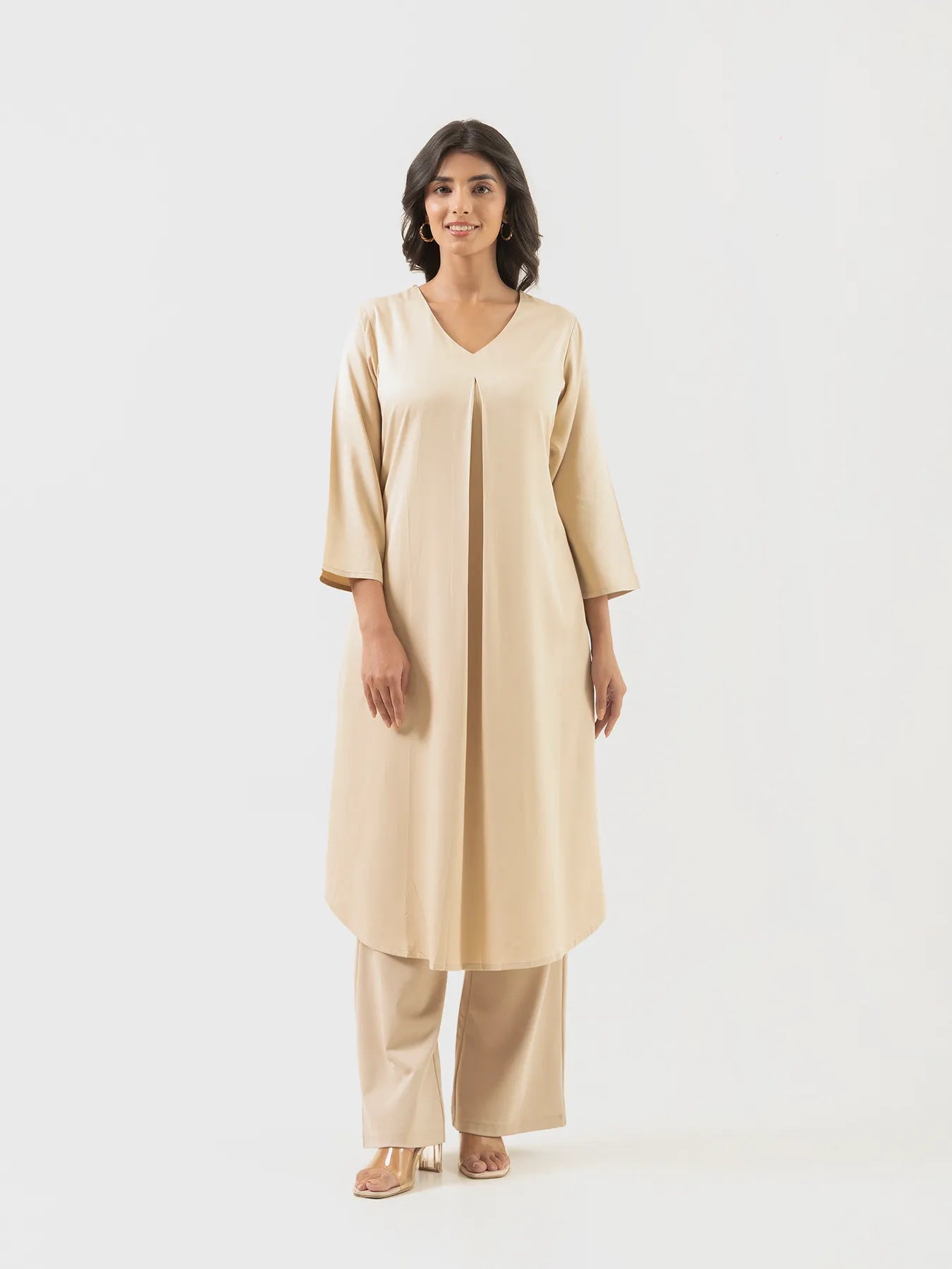 Women Beige Flowy Pleated Kurta