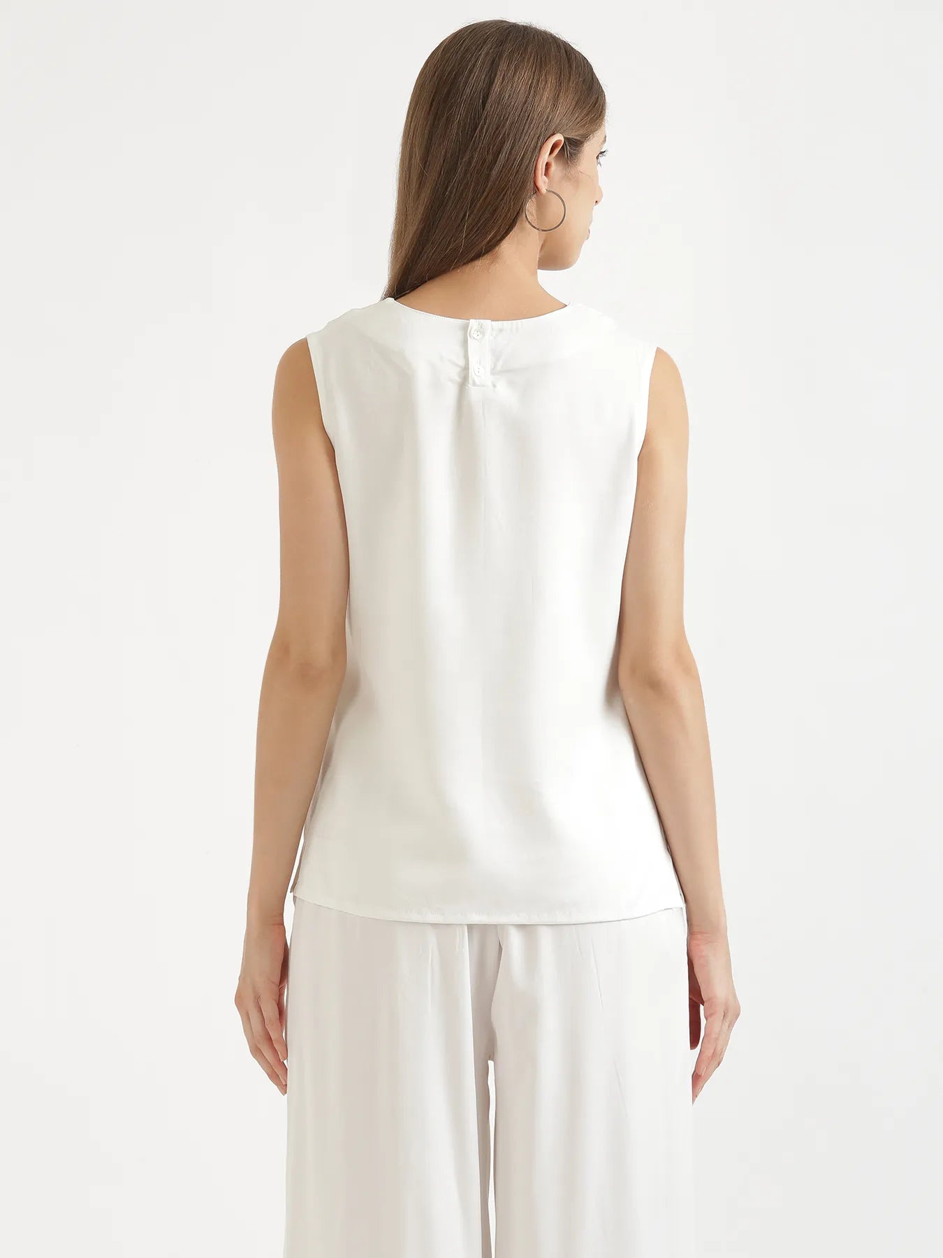 Women White V-Neck Sleeveless Top