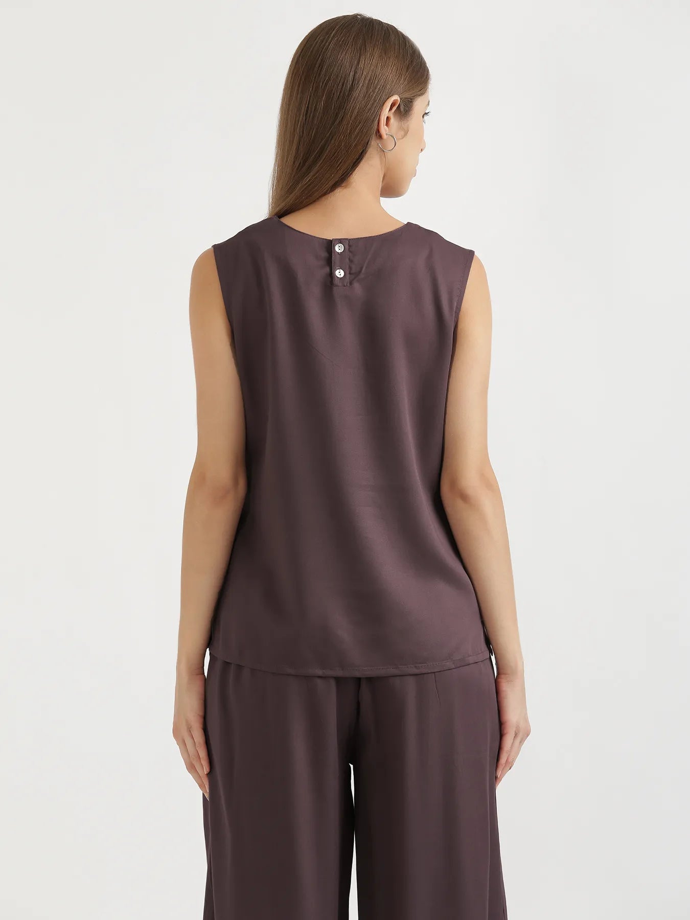 Women Brinjal V-Neck Sleeveless Top