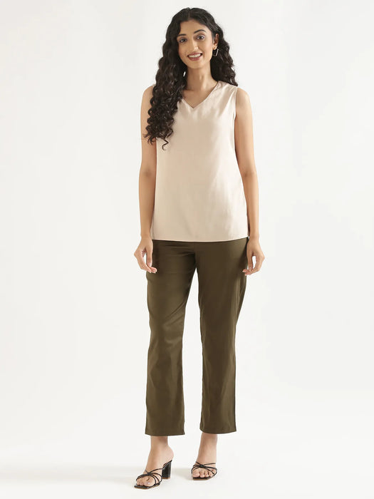 Women Olive Green Straight Fit Formal Pants