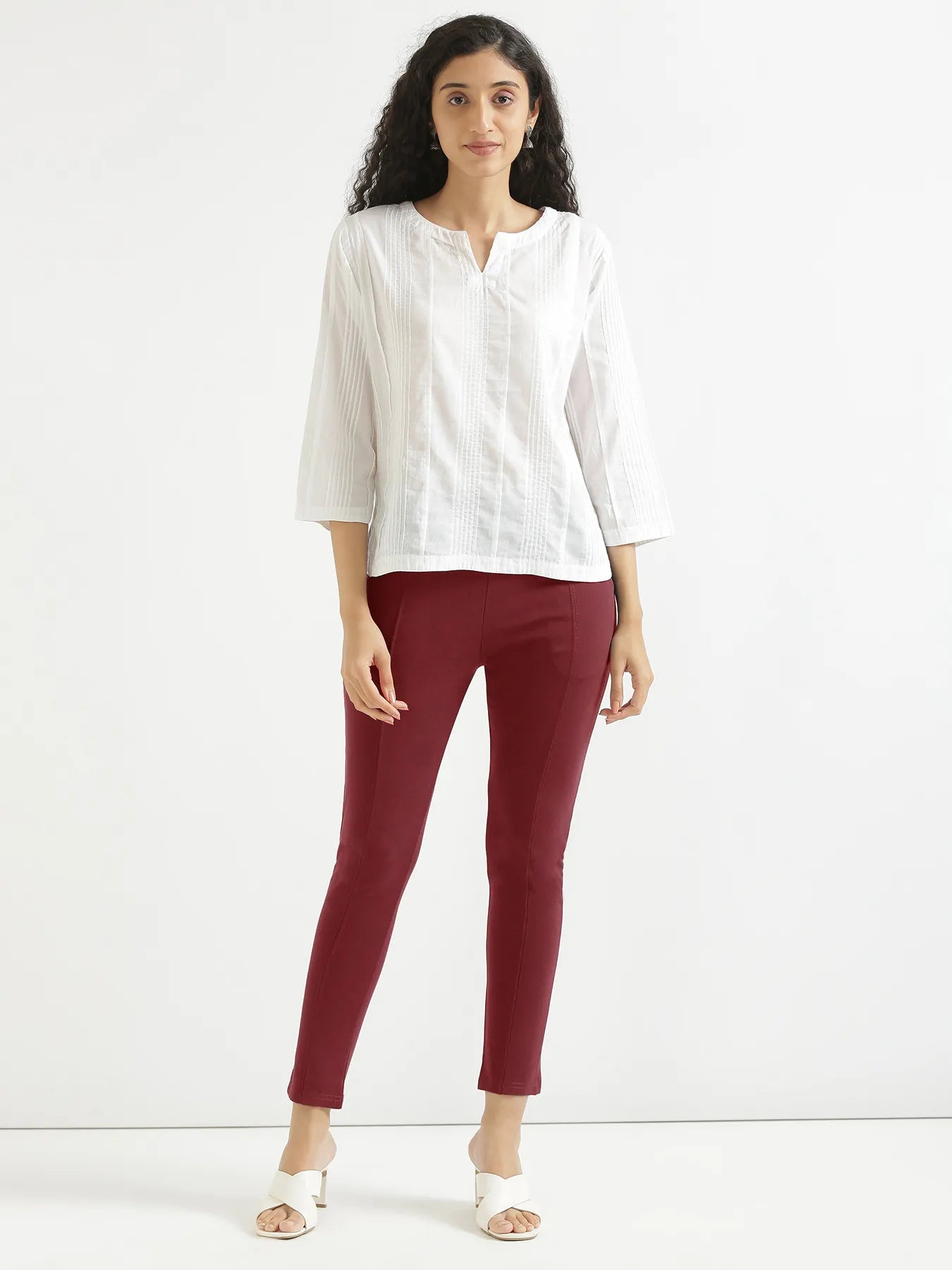 Women Maroon 4-Way Stretchable Pants