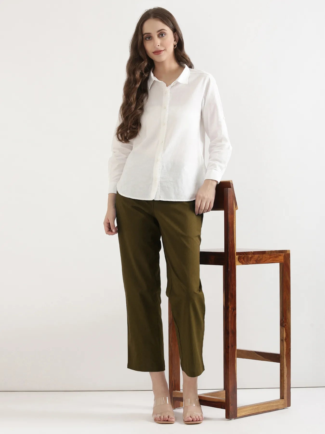 Women Olive Green Airy Linen Straight Pant