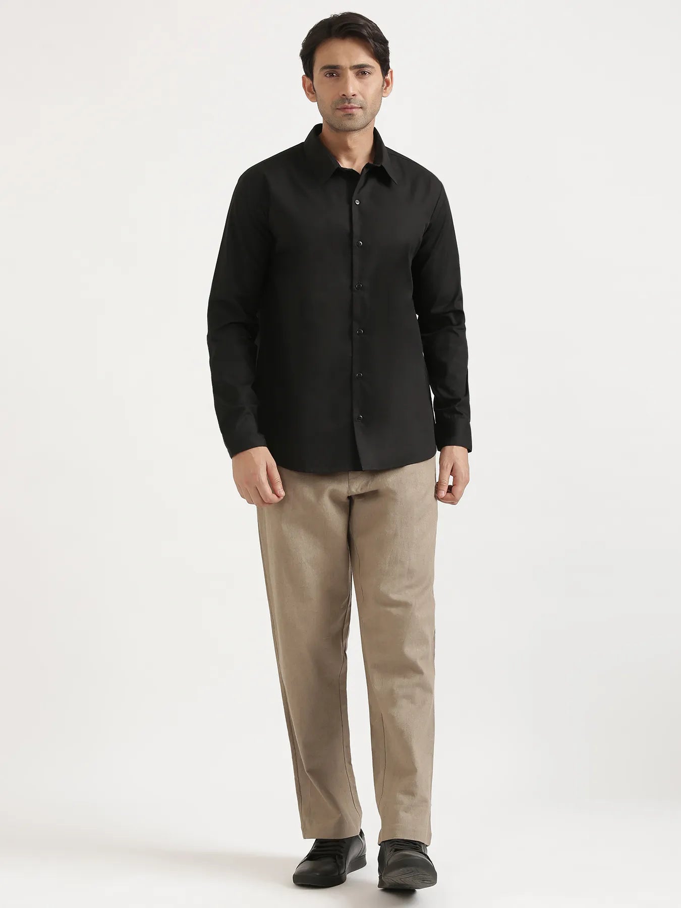 Men Black Better Cotton Full Sleeve Shirt & Khakhi Linen Blend Straight Pant