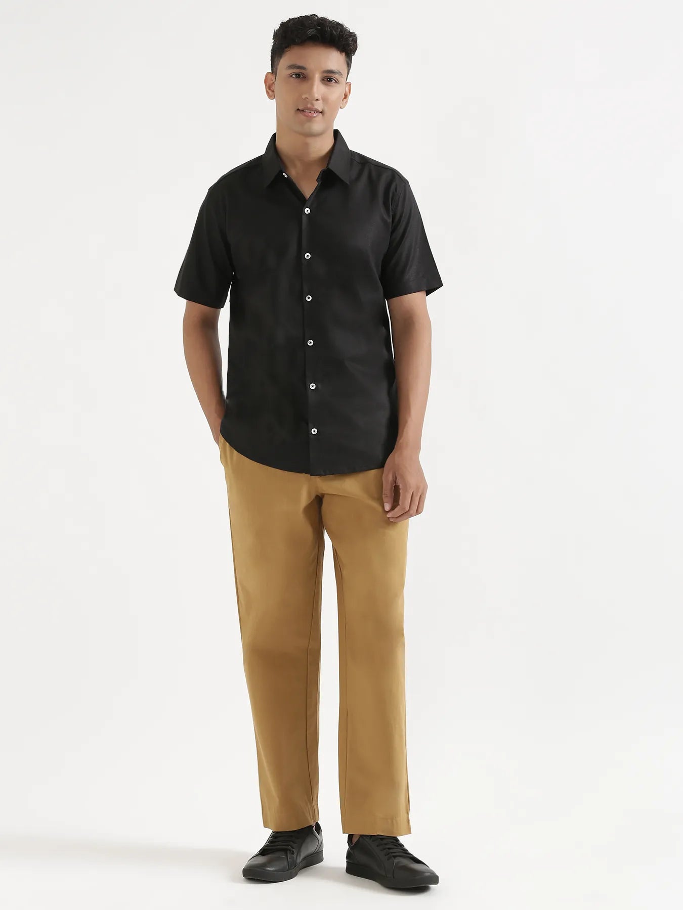 Men Black Linen Blend Short Sleeve Shirt