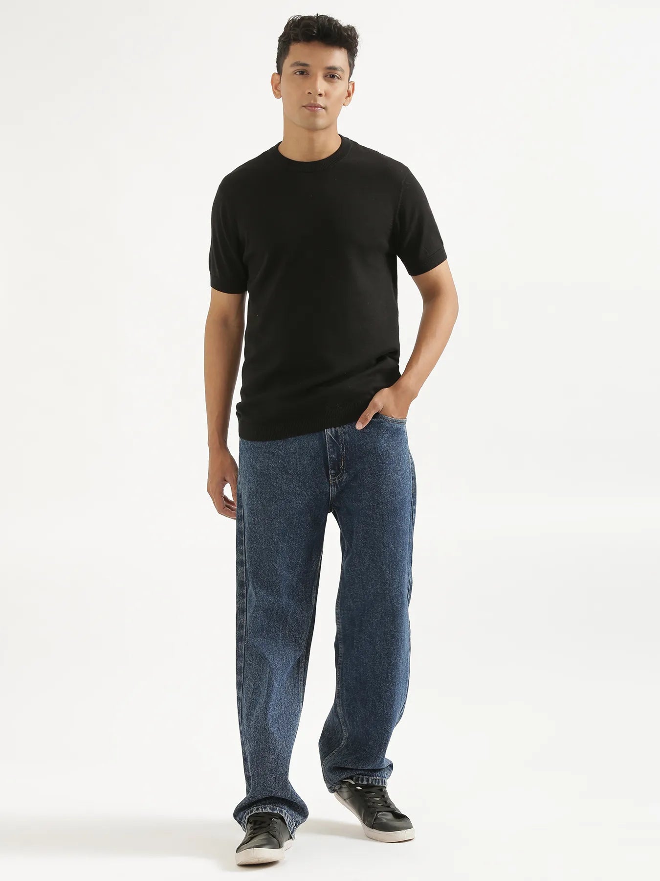 Men Black Flat Knit Round Neck T-shirt