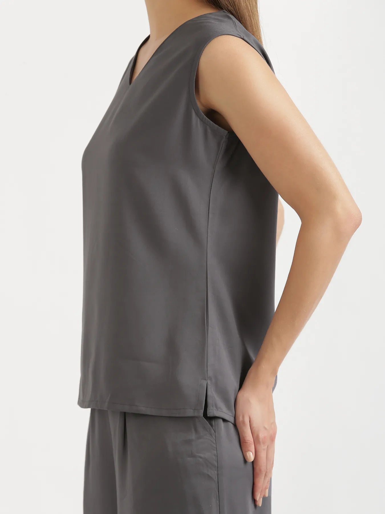 Women Grey V-Neck Sleeveless Top