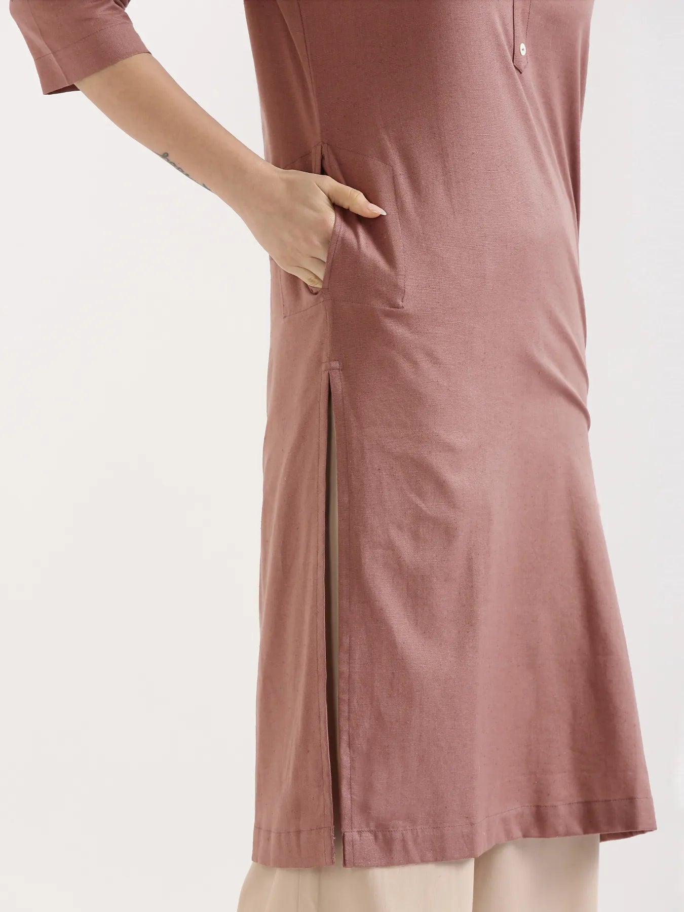 Women Rose Taupe Airy Linen Long Kurta