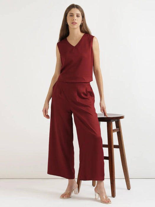 Women Maroon V-Neck Sleeveless Top
