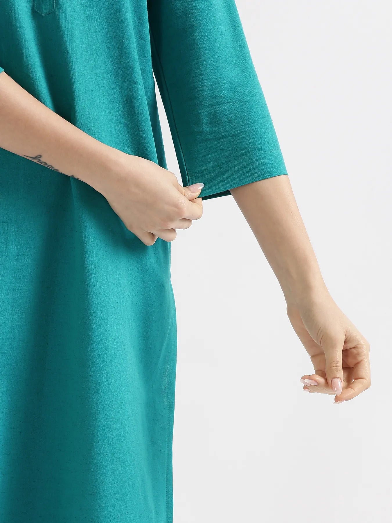 Women Teal Airy Linen Long Kurta