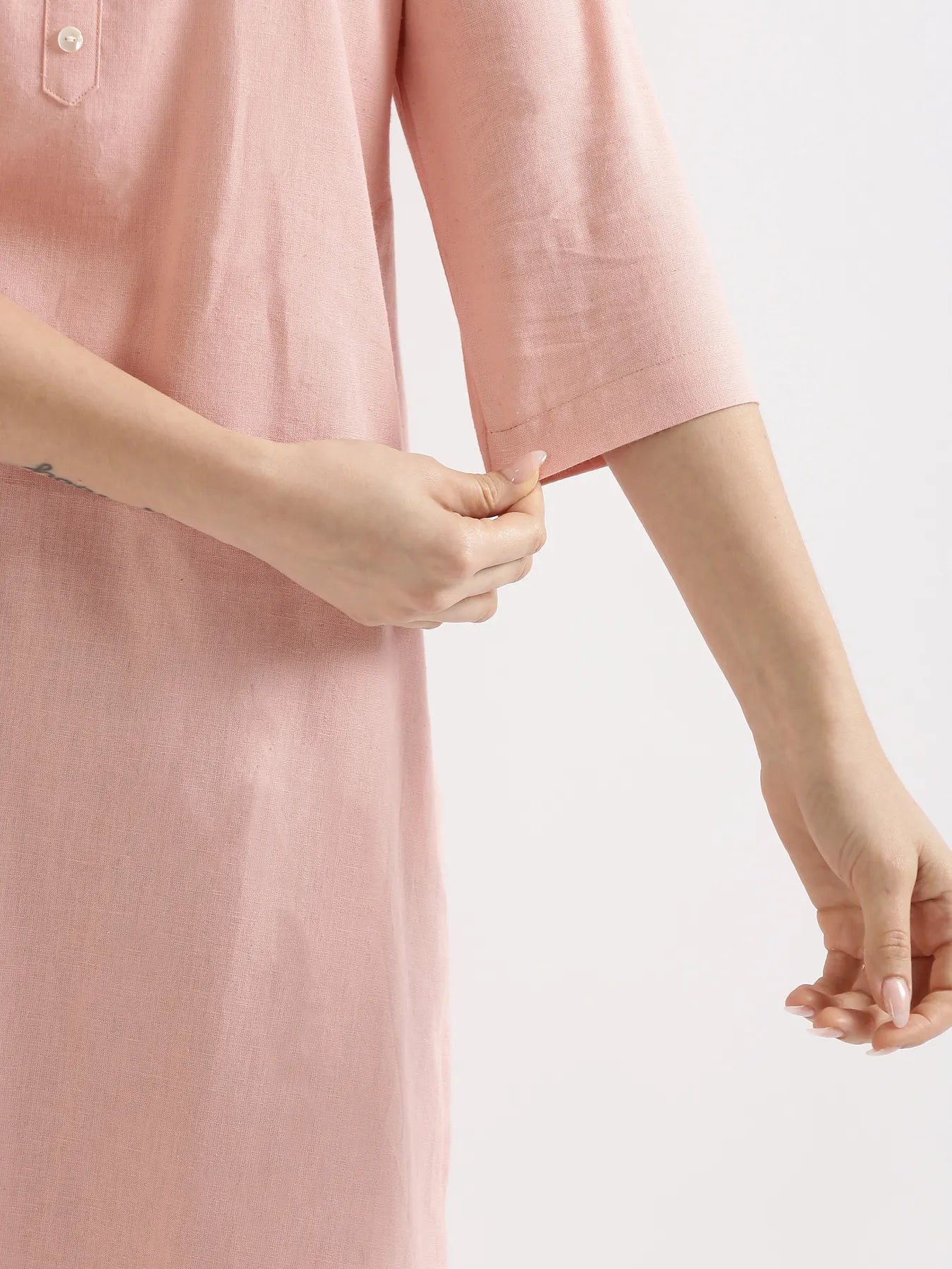 Women Salmon Pink Airy Linen Long Kurta