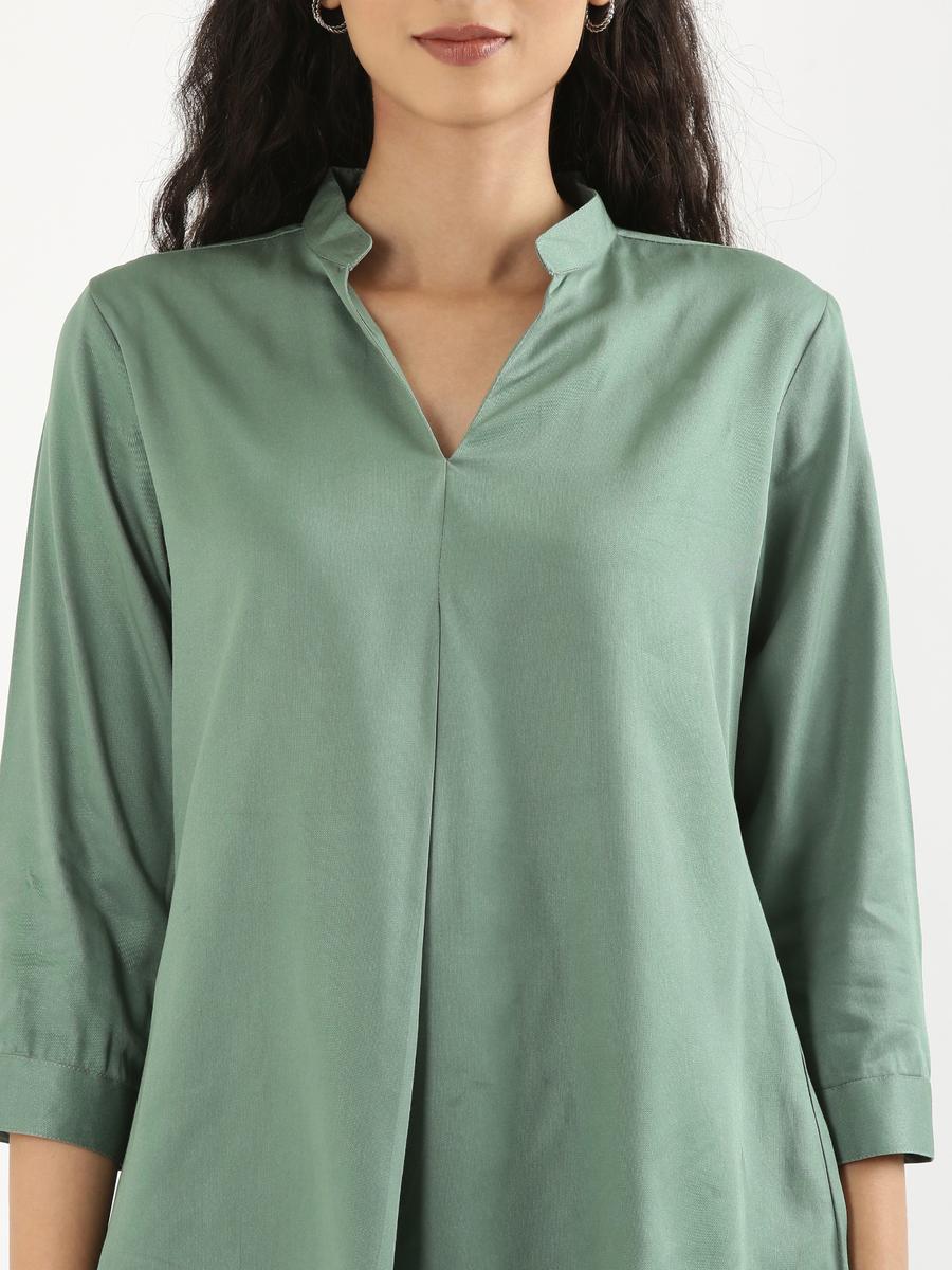 Women Jade Viscose Pleated Top