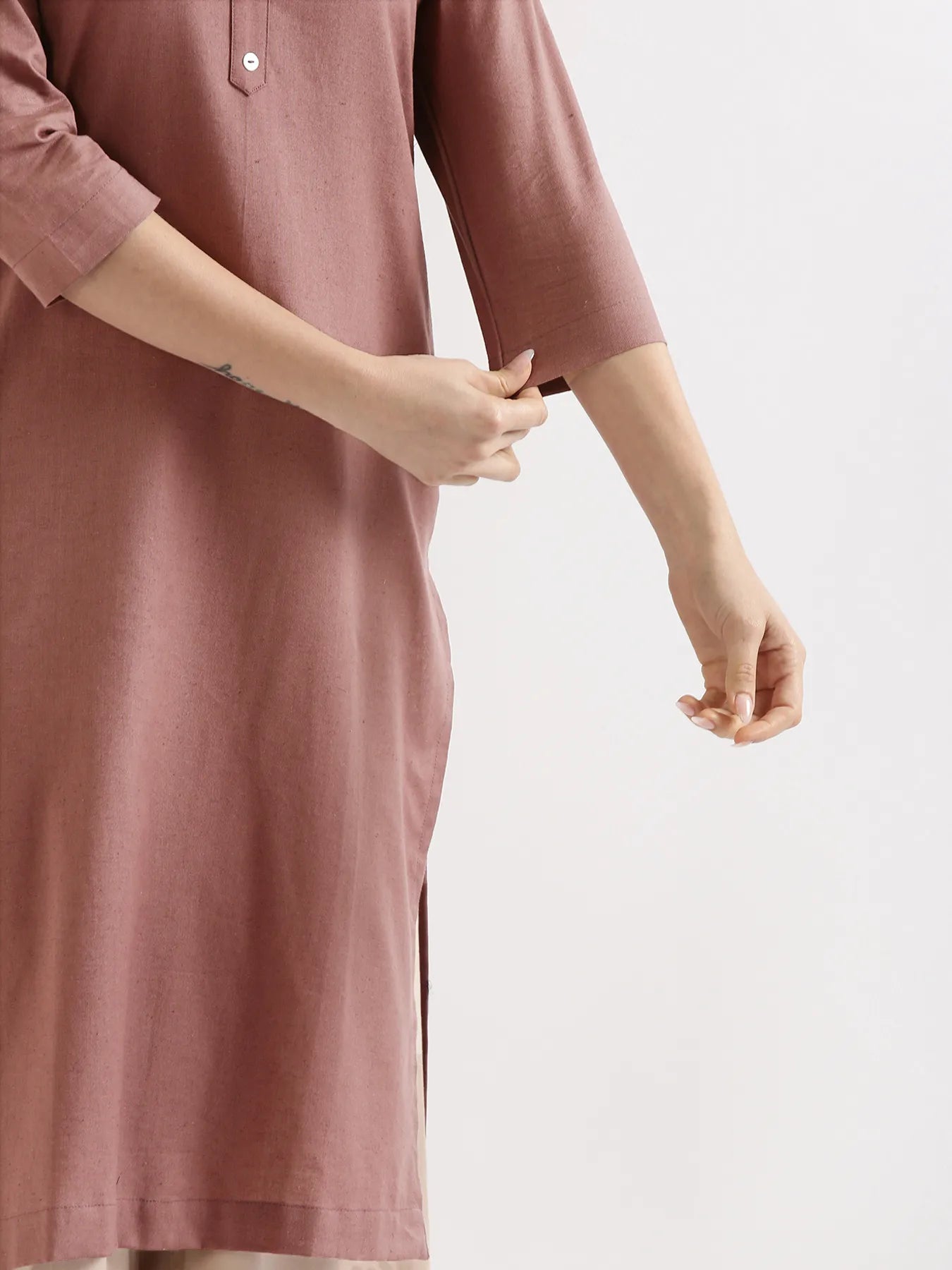 Women Rose Taupe Airy Linen Long Kurta