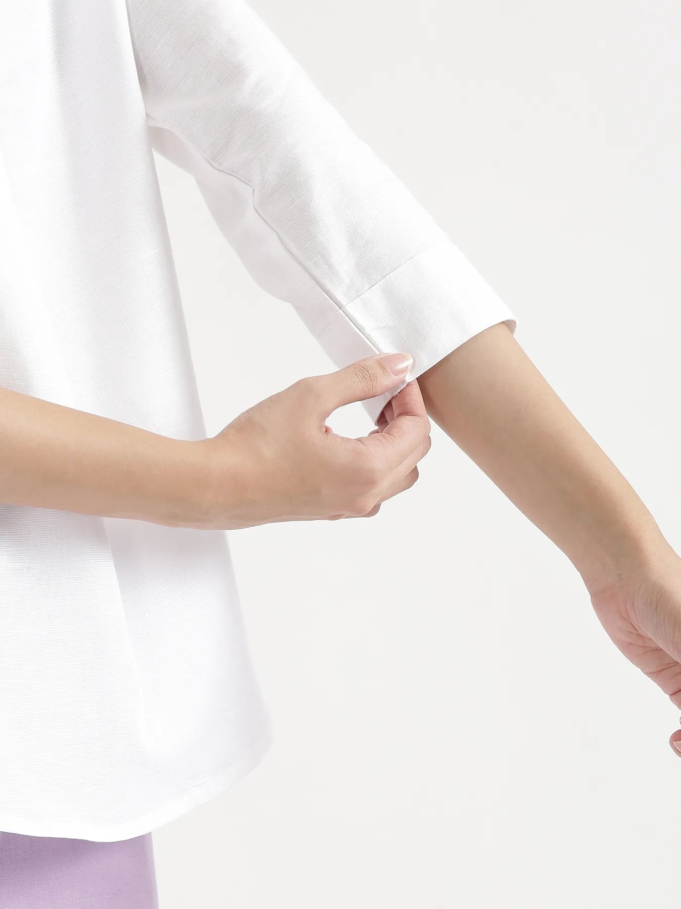 Women White Linen Blend Pleated Top