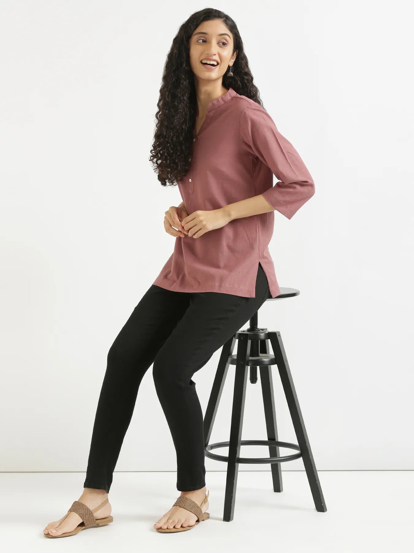 Women Rose Taupe Airy Linen Short Kurta