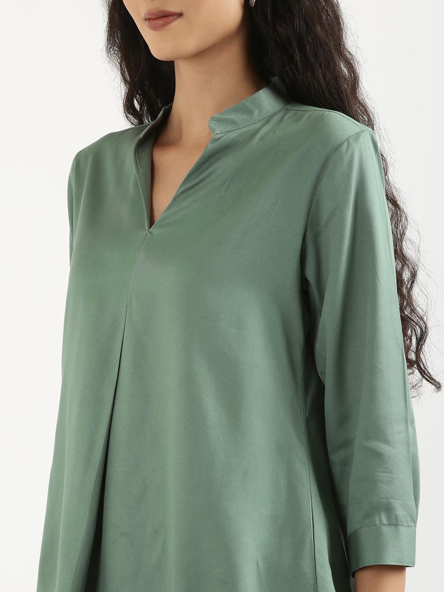 Women Jade Viscose Pleated Top