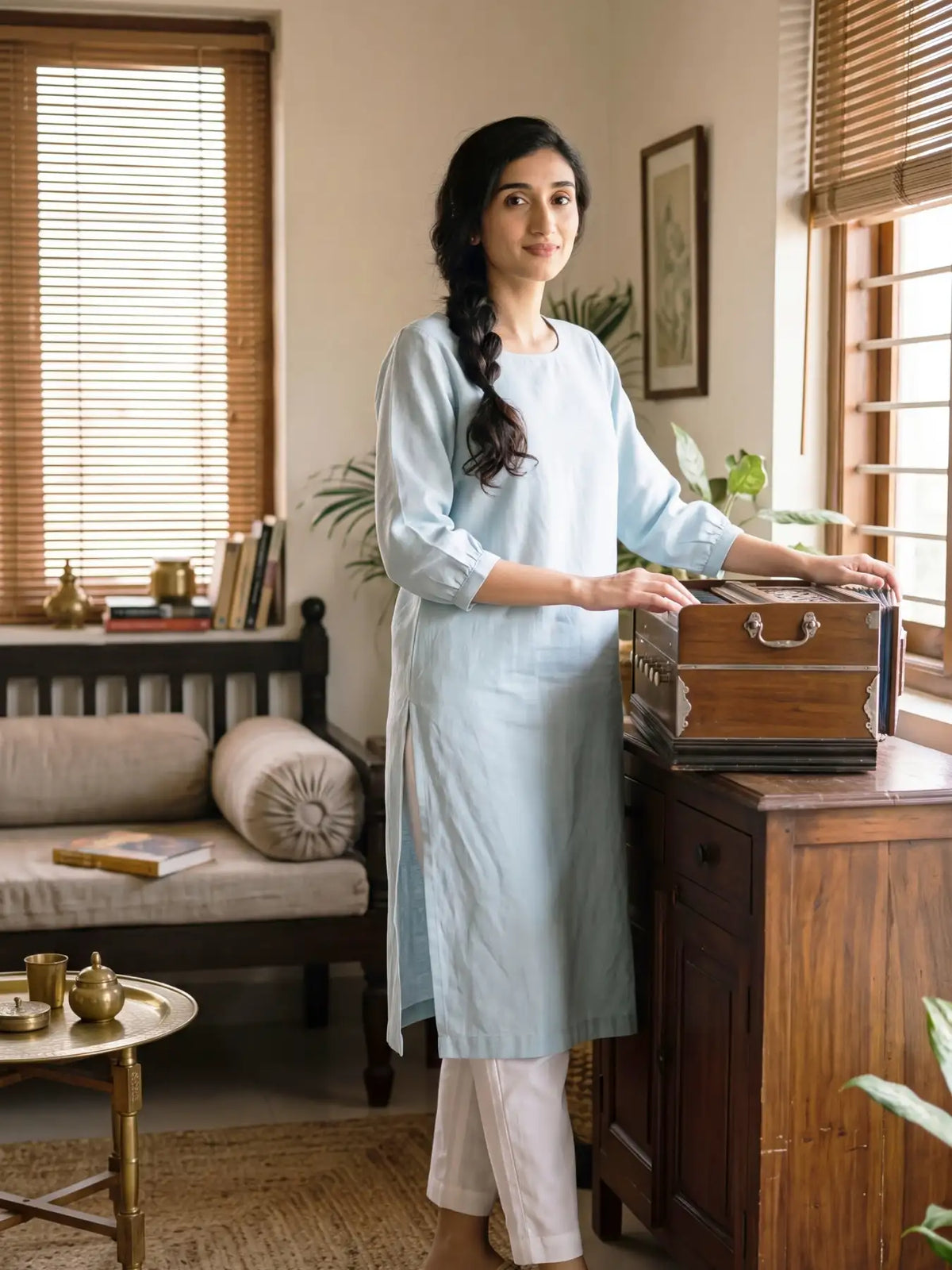 Women Sky Blue Airy Linen Puff Sleeve Long Kurta