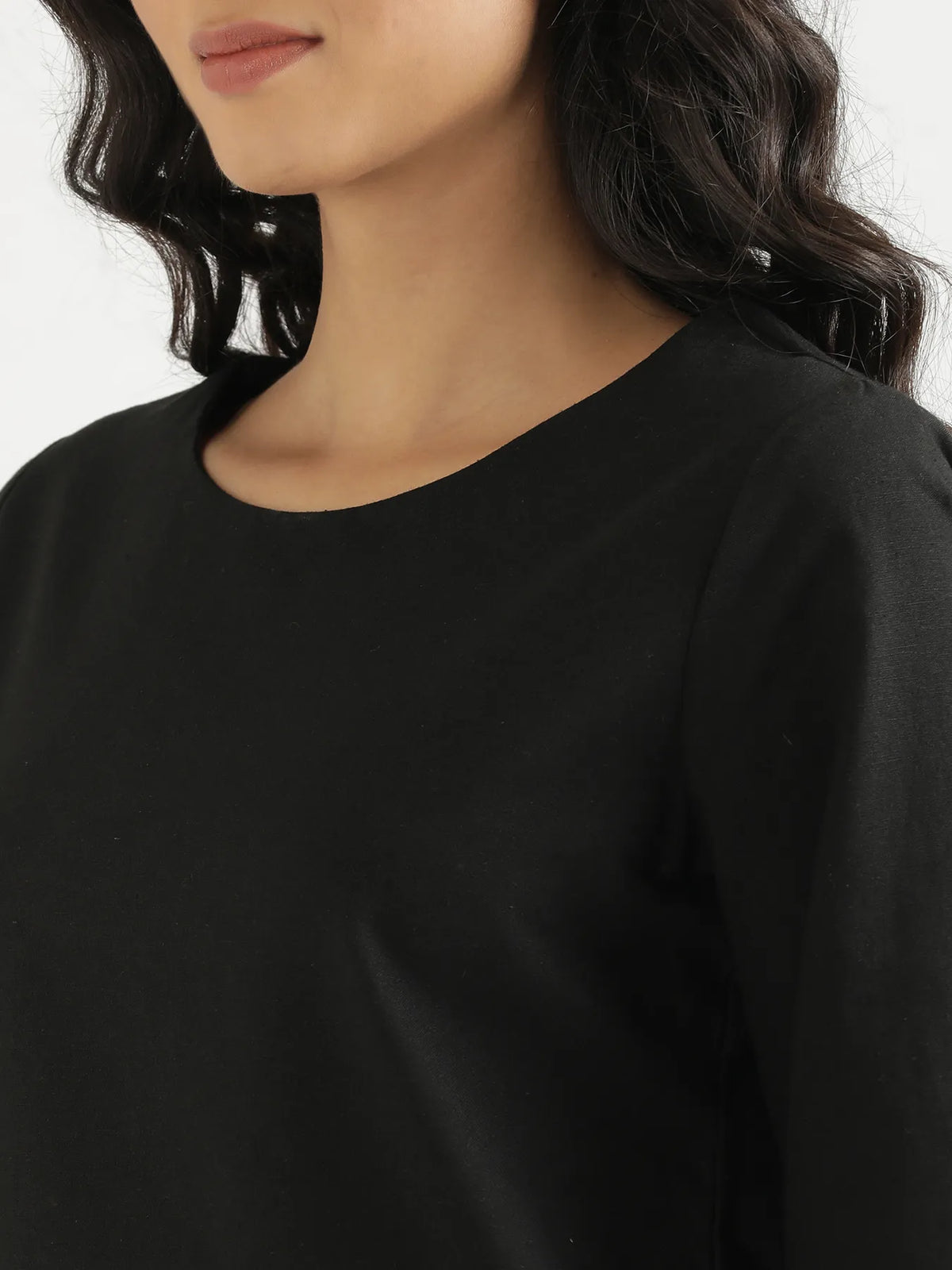 Women Black Airy Linen Puff Sleeve Short Kurta