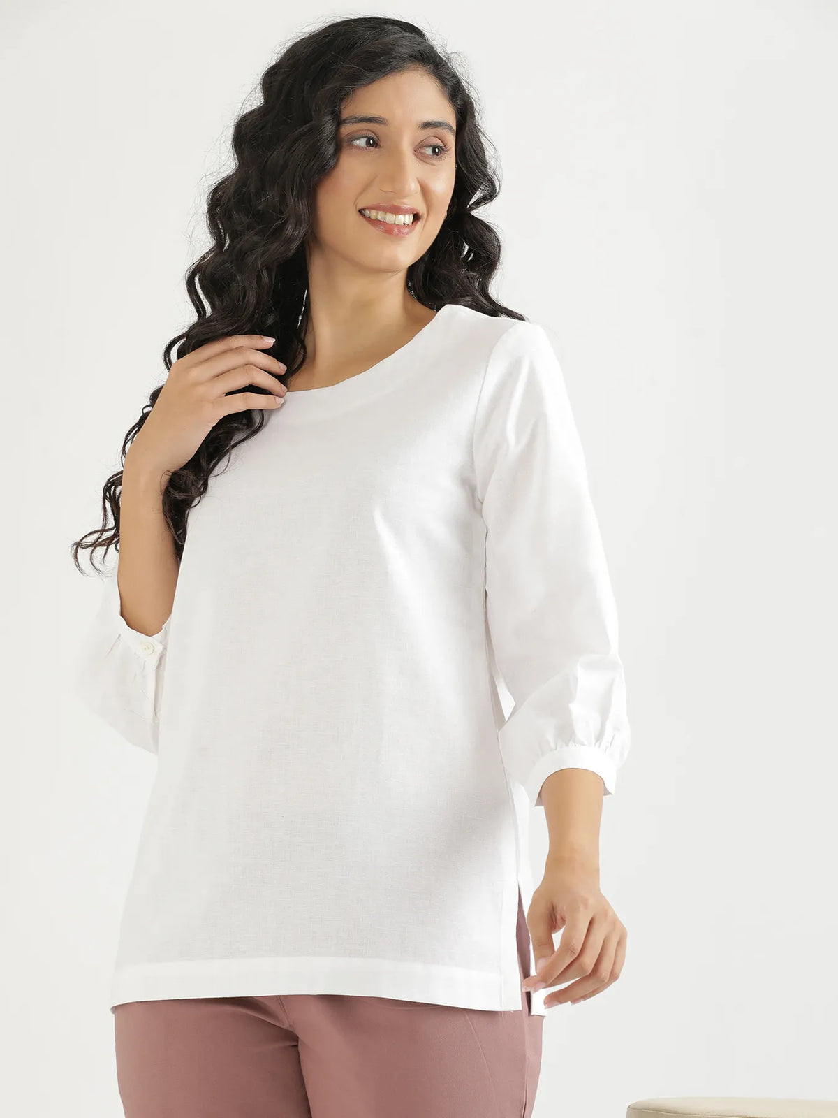 Women White Airy Linen Puff Sleeve Short Kurta