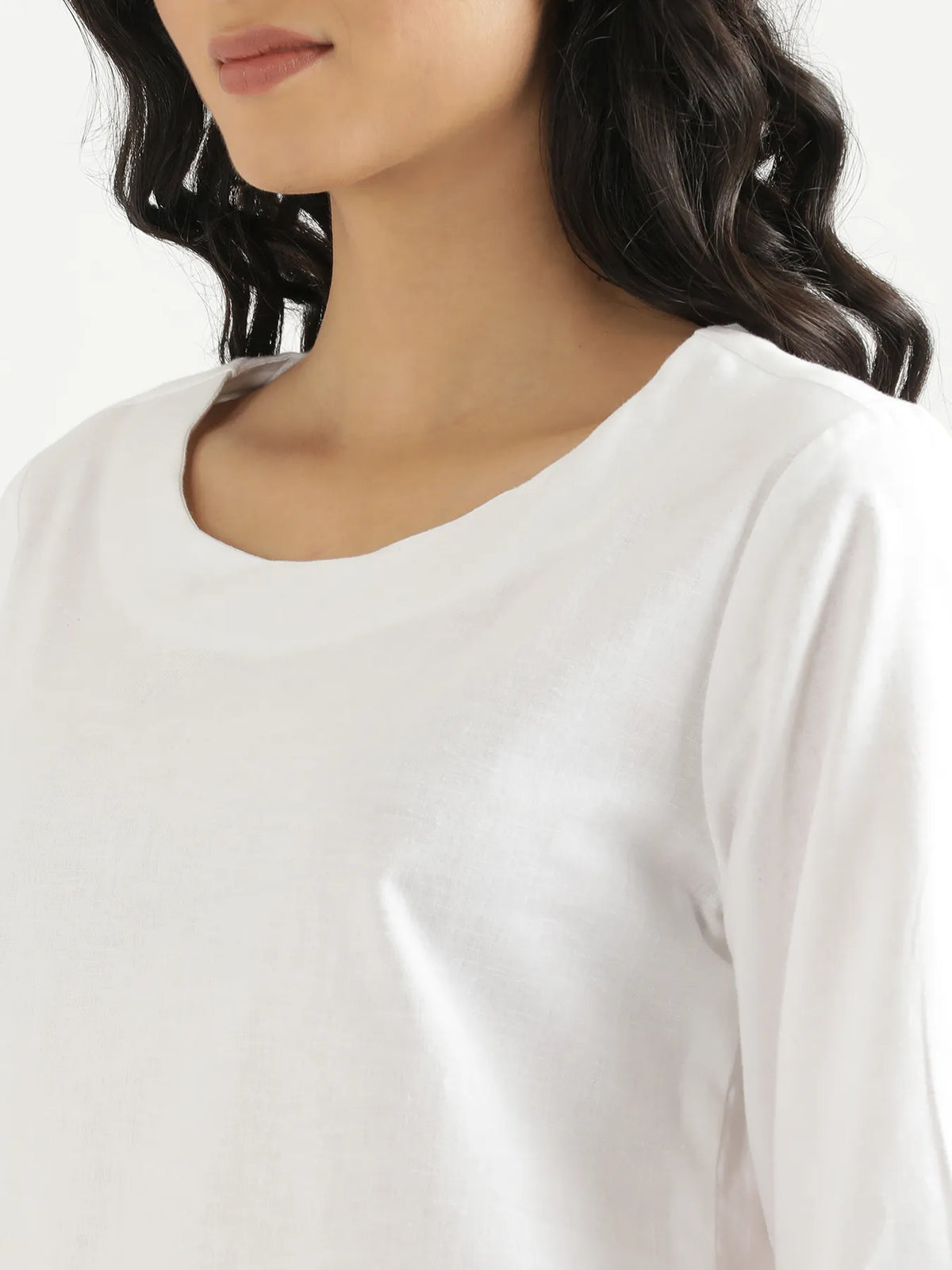 Women White Airy Linen Puff Sleeve Short Kurta