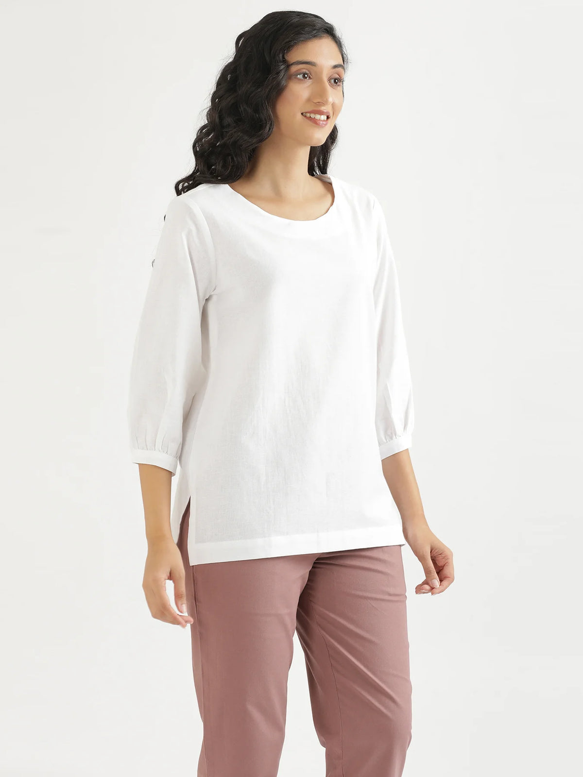 Women White Airy Linen Puff Sleeve Short Kurta