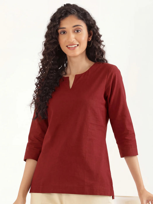 Women Maroon Airy Linen Split Neck Short Kurta