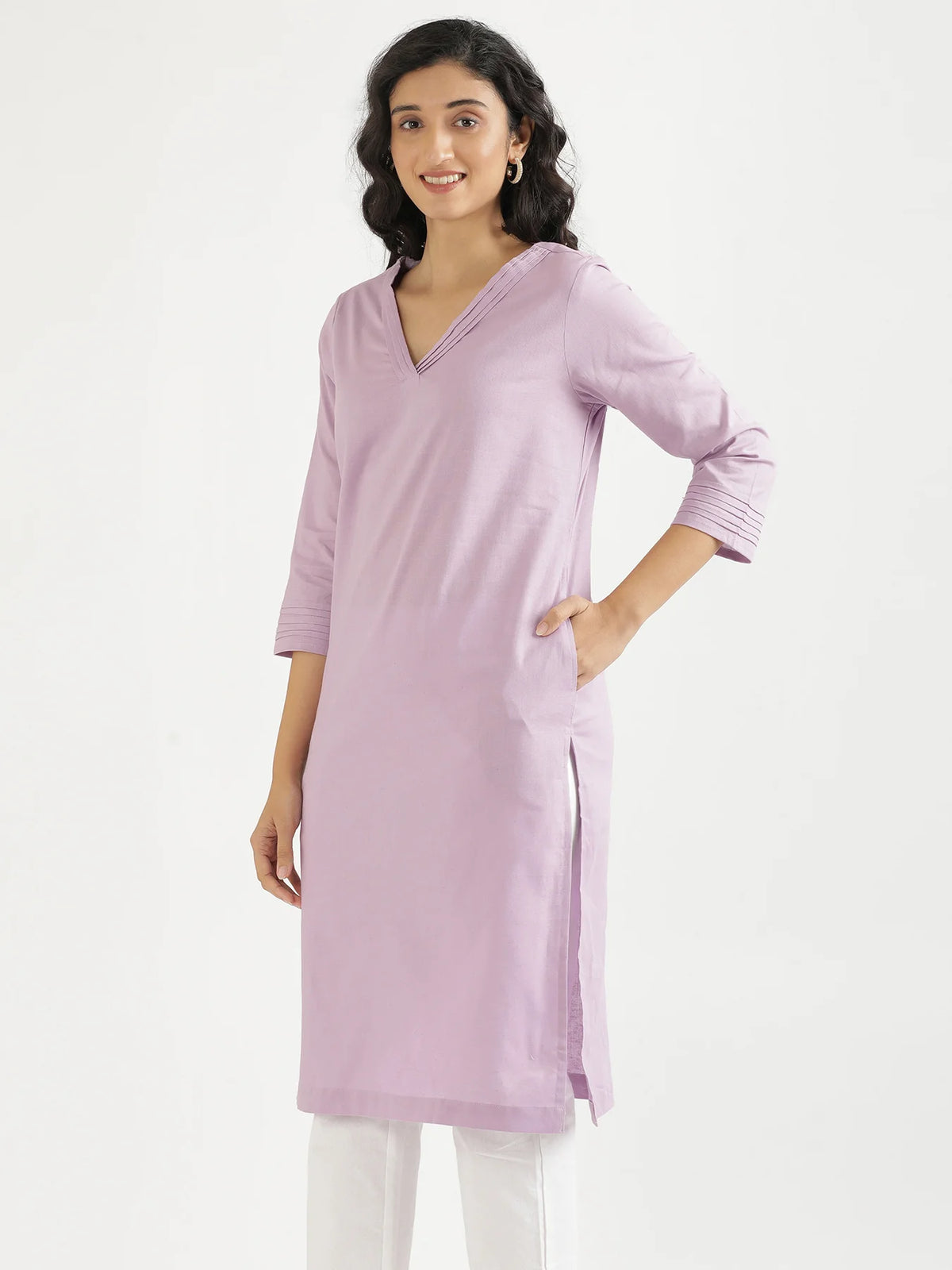 Women Lilac Airy Linen V-Neck Long Kurta
