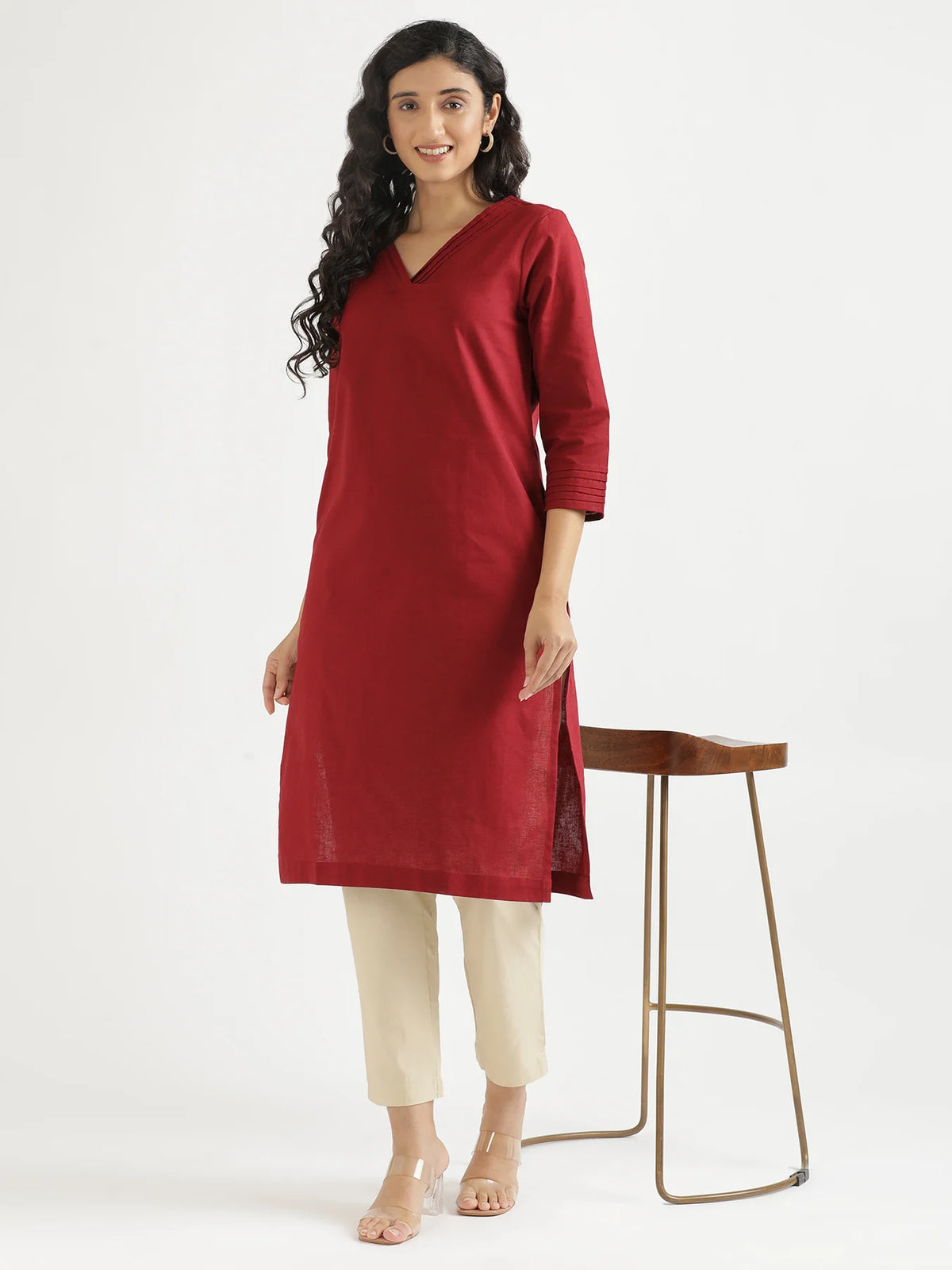 Women Maroon Airy Linen V-Neck Long Kurta