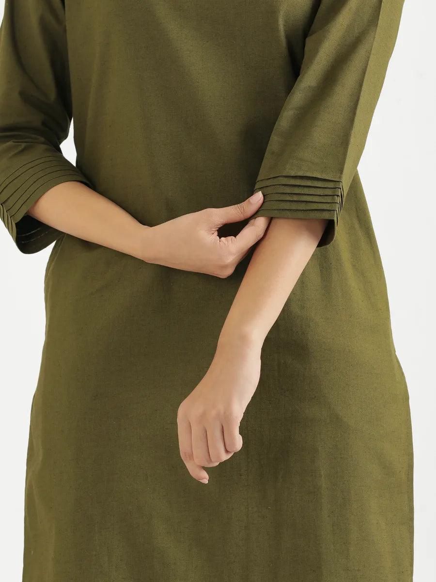 Women Olive Green Airy Linen V-Neck Long Kurta