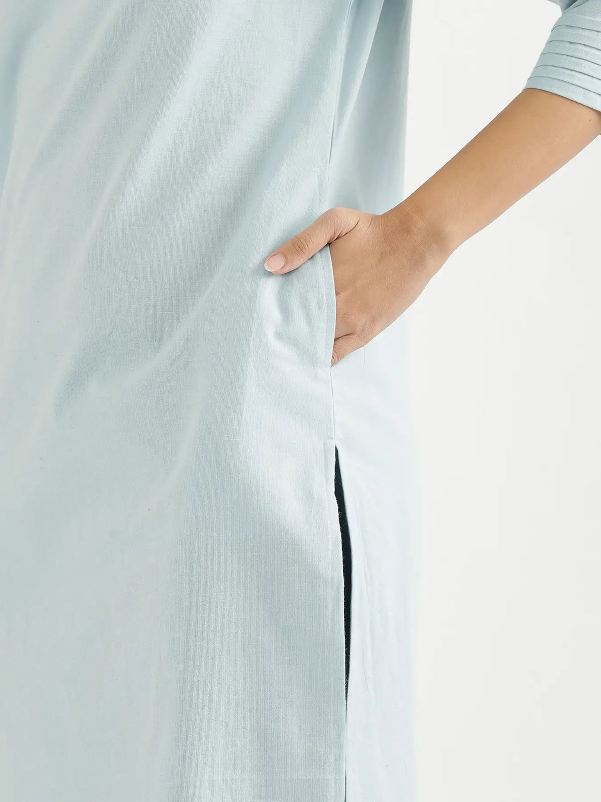 Women Sky Blue Airy Linen V-Neck Long Kurta
