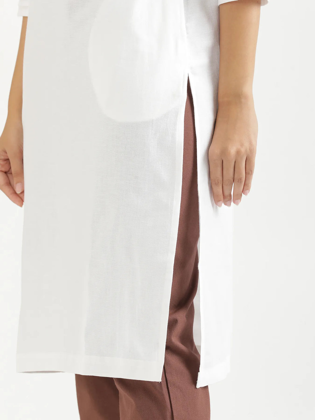 Women White Airy Linen V-Neck Long Kurta