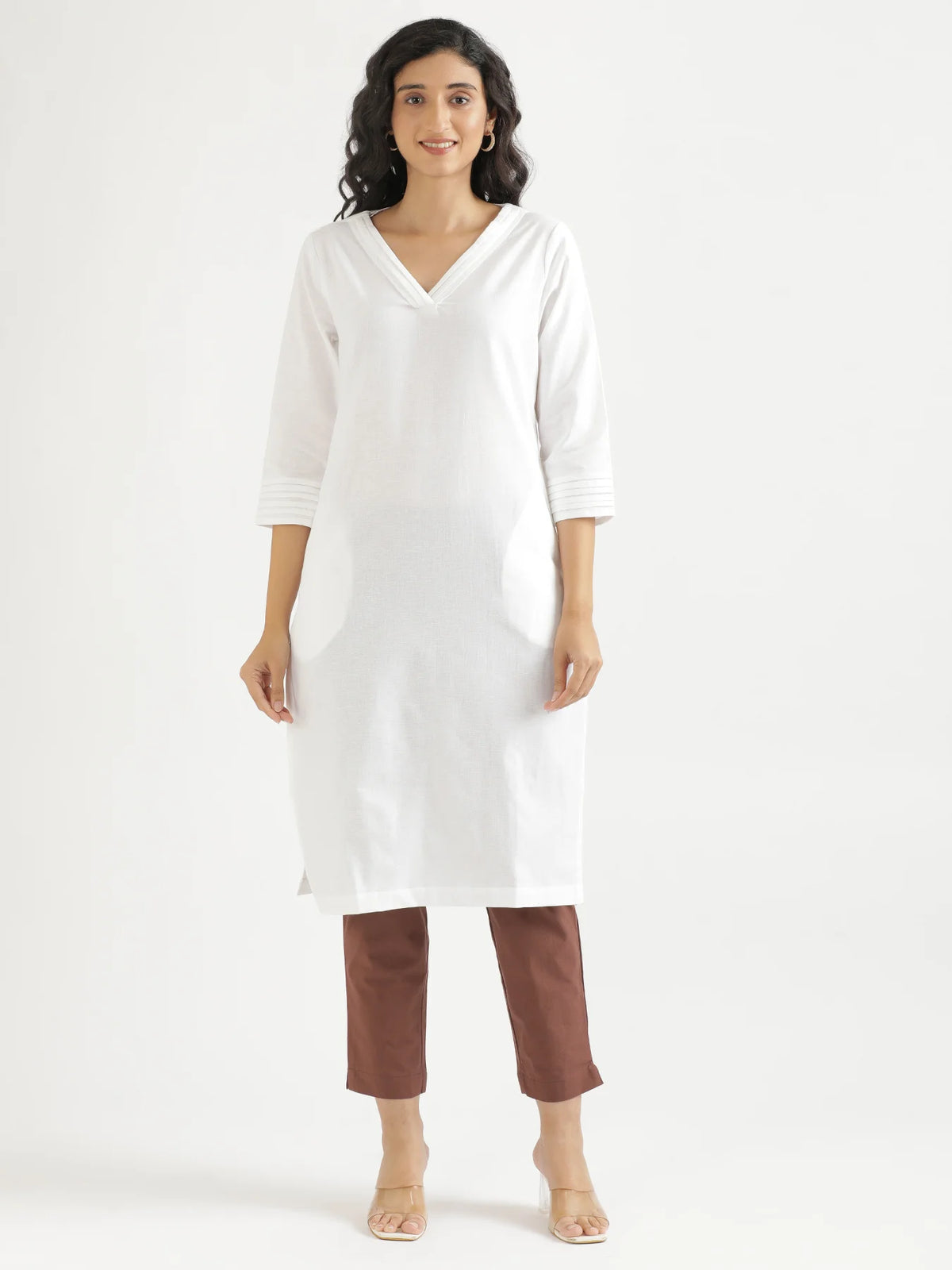 Women White Airy Linen V-Neck Long Kurta