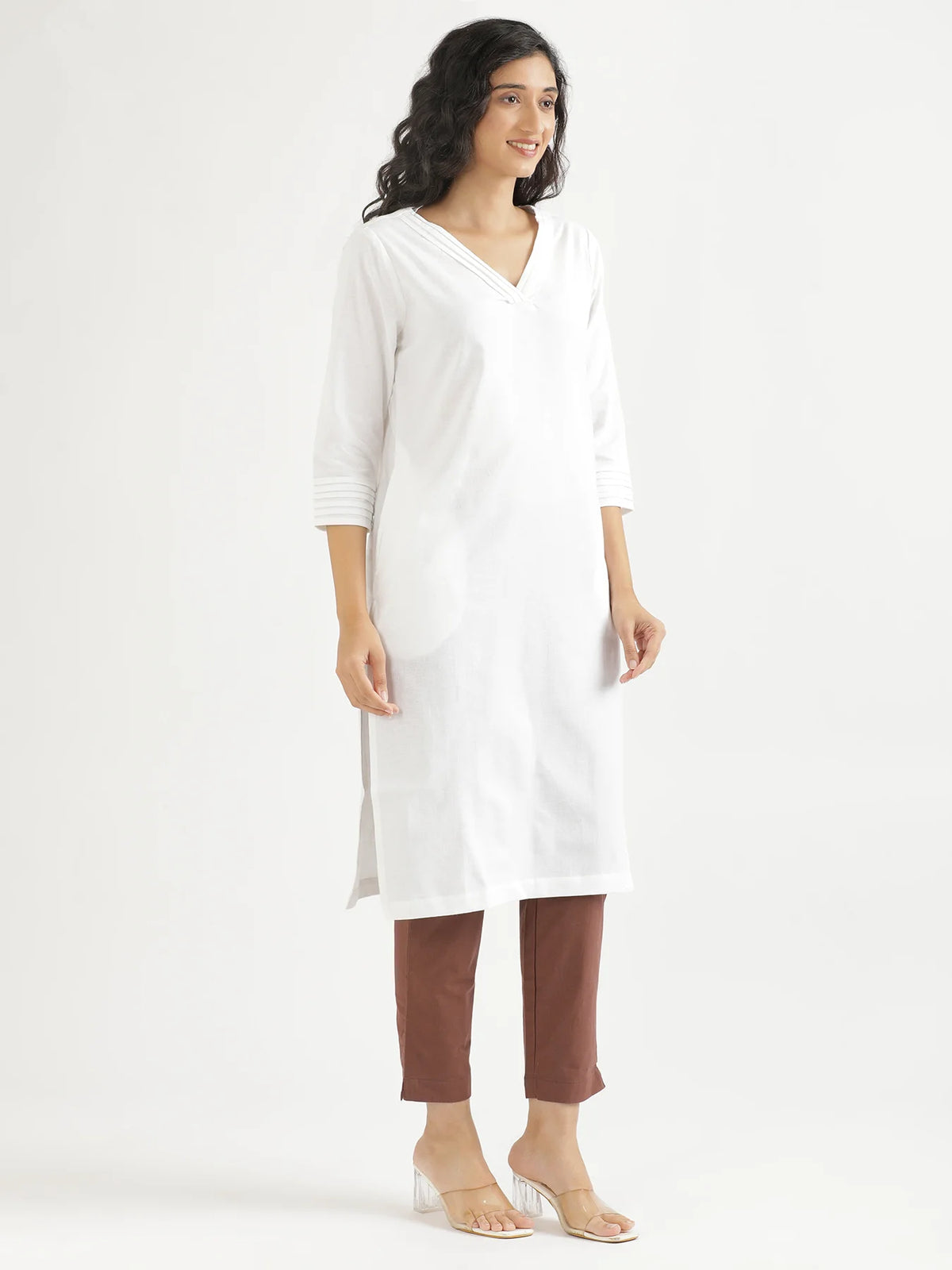 Women White Airy Linen V-Neck Long Kurta