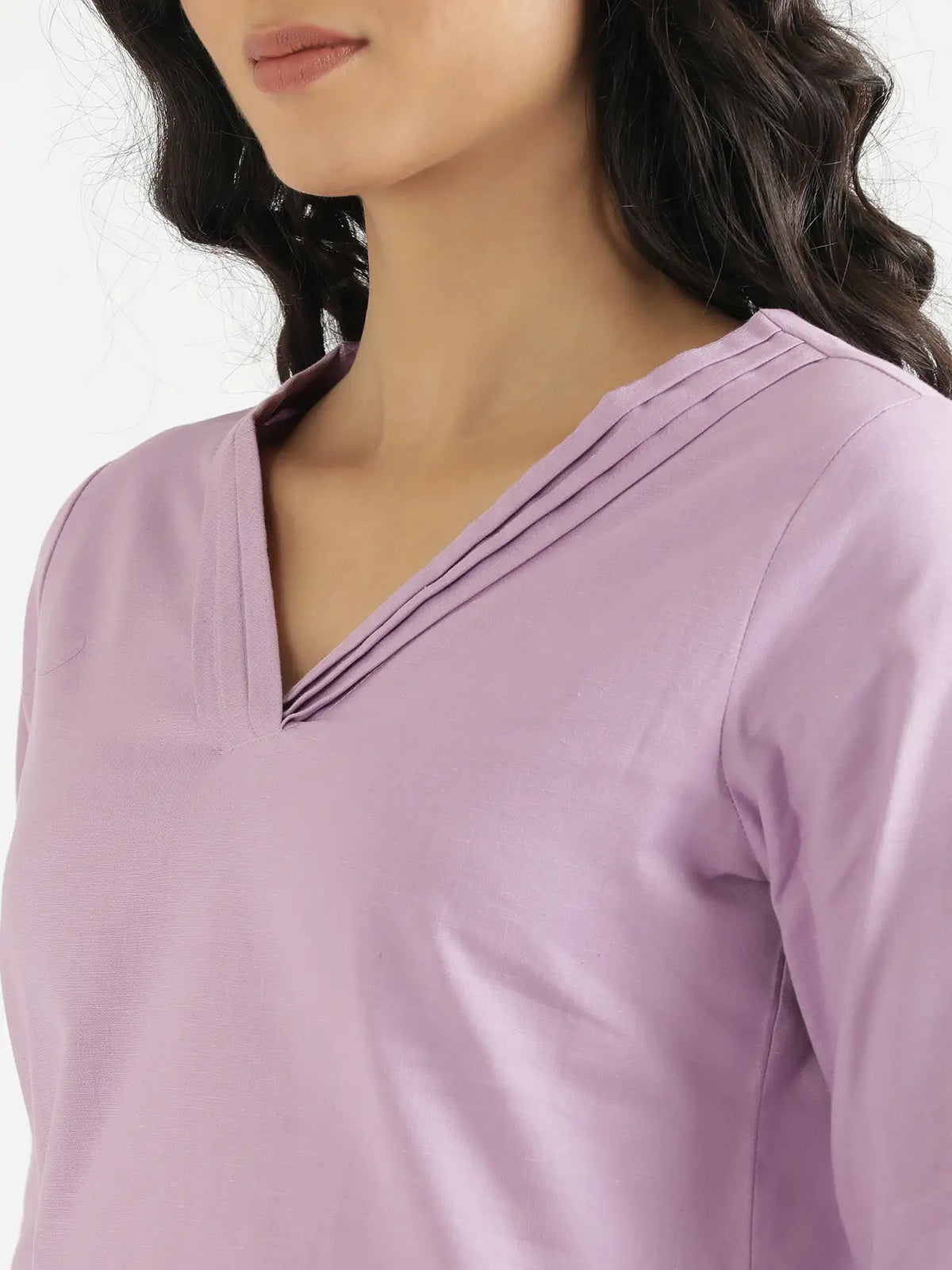 Women Lilac Airy Linen V-Neck Short Kurta
